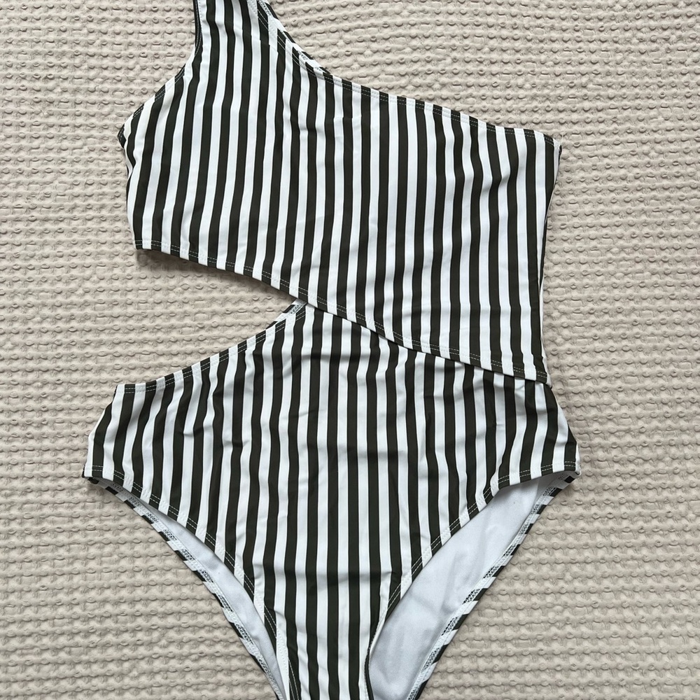 Striped dark green and white women’s One Piece Swimsuit